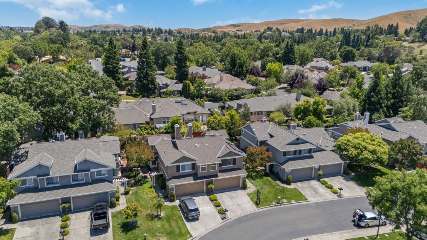 Detail Gallery Image 28 of 32 For 290 Bridgeside Cir, Danville,  CA 94506 - 4 Beds | 3 Baths
