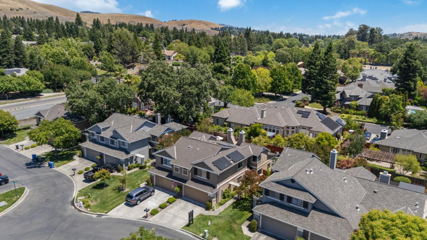 Detail Gallery Image 29 of 32 For 290 Bridgeside Cir, Danville,  CA 94506 - 4 Beds | 3 Baths