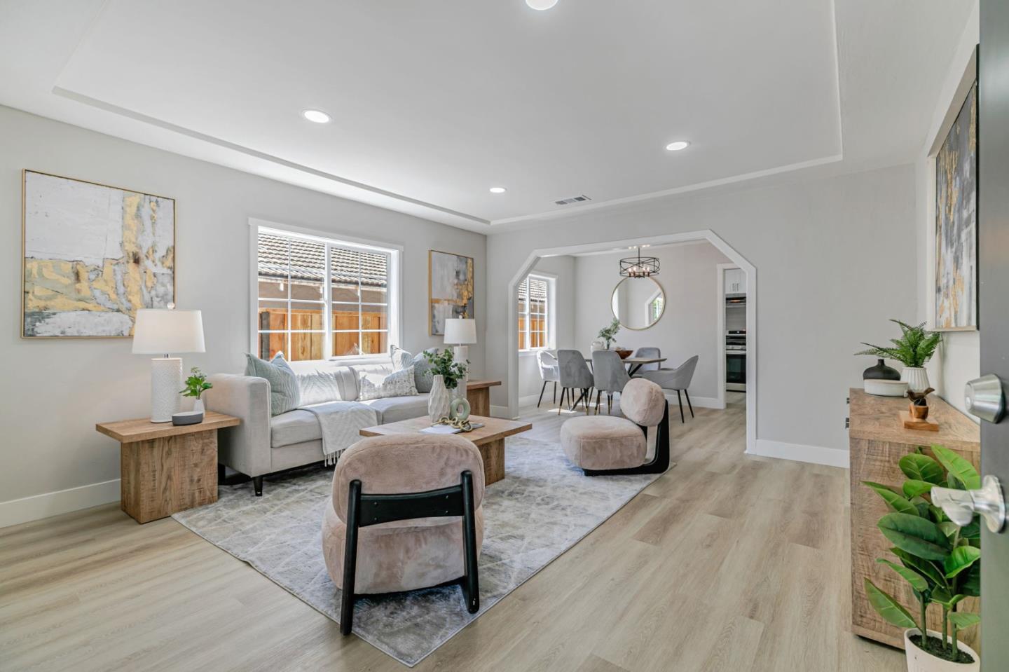 Detail Gallery Image 4 of 44 For 197 S 24th St, San Jose,  CA 95116 - 3 Beds | 1 Baths