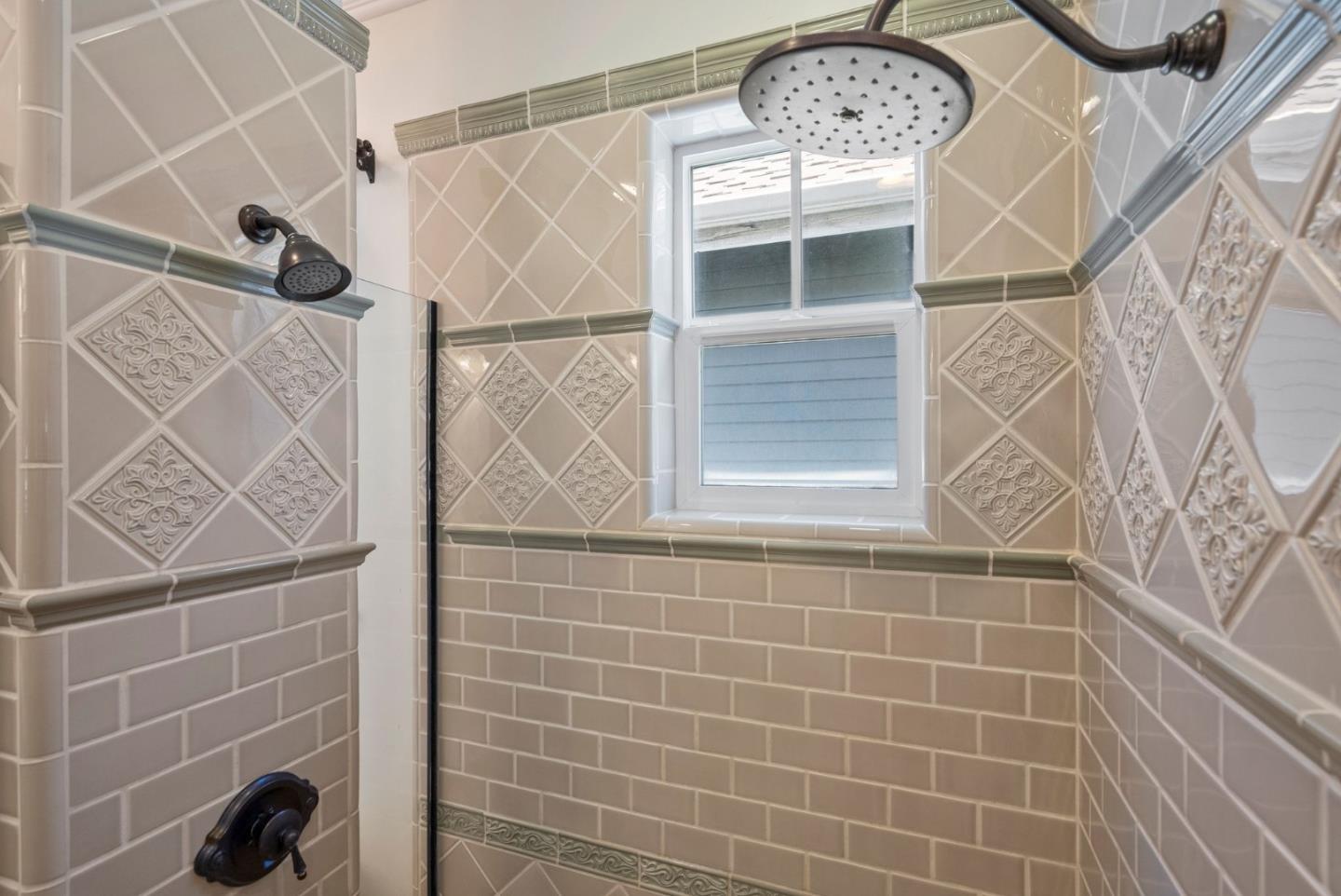Detail Gallery Image 27 of 58 For 780 Nirasa Ln, San Jose,  CA 95125 - 4 Beds | 3/1 Baths