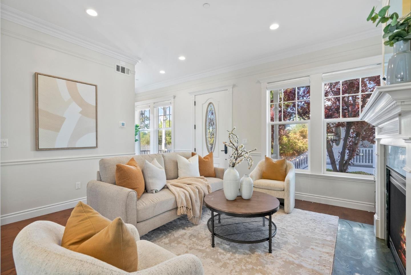 Detail Gallery Image 3 of 58 For 780 Nirasa Ln, San Jose,  CA 95125 - 4 Beds | 3/1 Baths