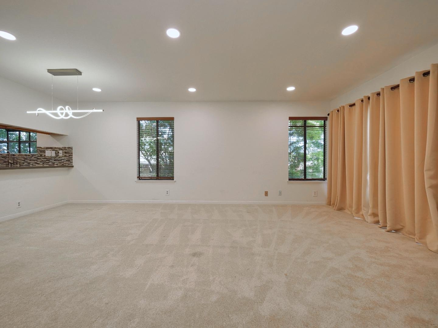 Detail Gallery Image 13 of 74 For 471 Northlake Dr #47,  San Jose,  CA 95117 - 1 Beds | 1 Baths