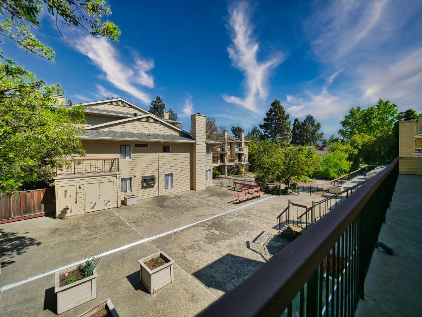 Detail Gallery Image 46 of 74 For 471 Northlake Dr #47,  San Jose,  CA 95117 - 1 Beds | 1 Baths