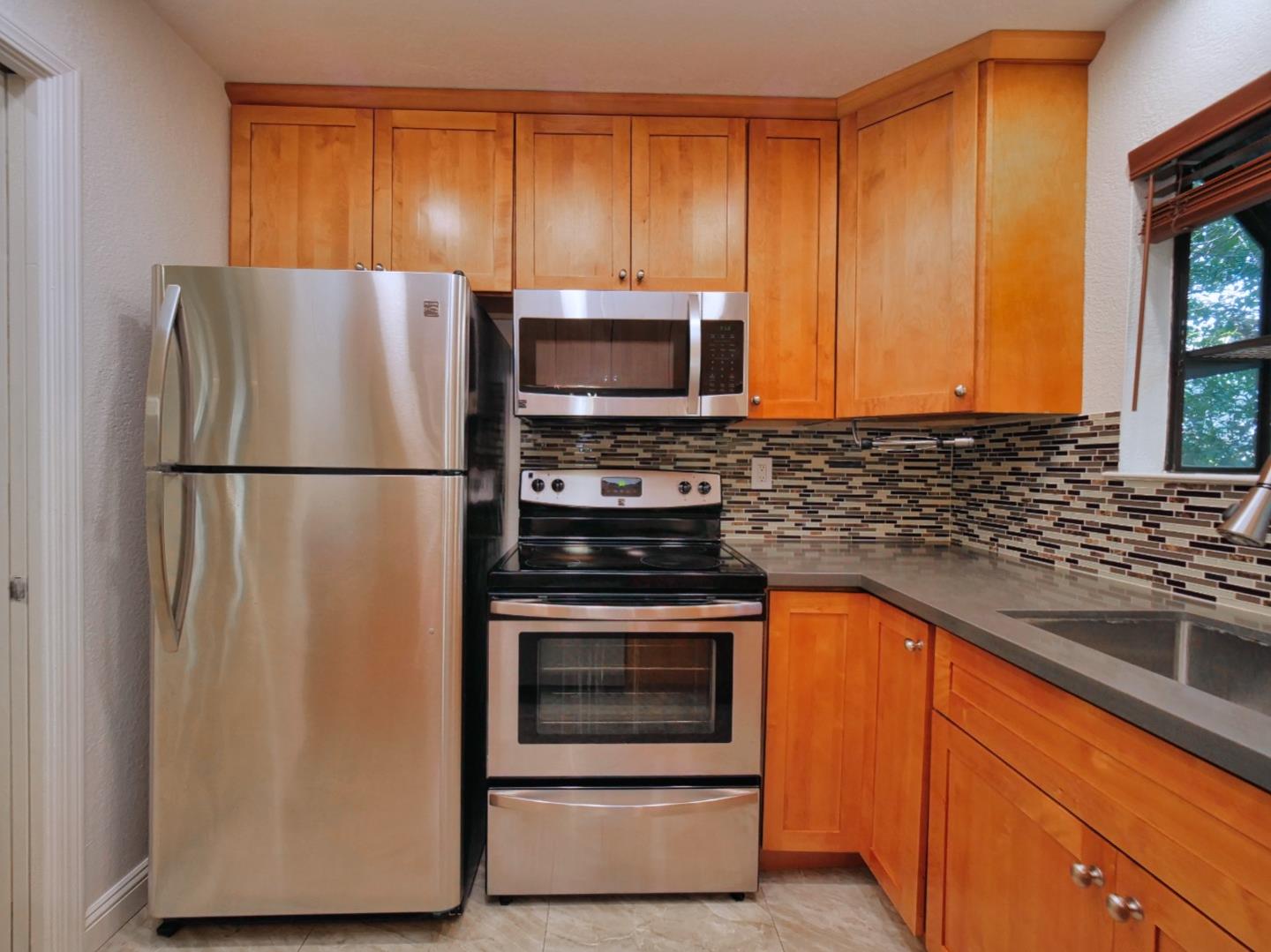 Detail Gallery Image 5 of 74 For 471 Northlake Dr #47,  San Jose,  CA 95117 - 1 Beds | 1 Baths