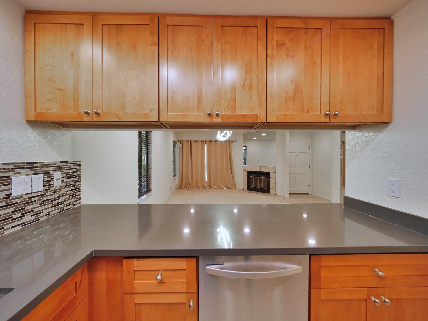 Detail Gallery Image 7 of 74 For 471 Northlake Dr #47,  San Jose,  CA 95117 - 1 Beds | 1 Baths