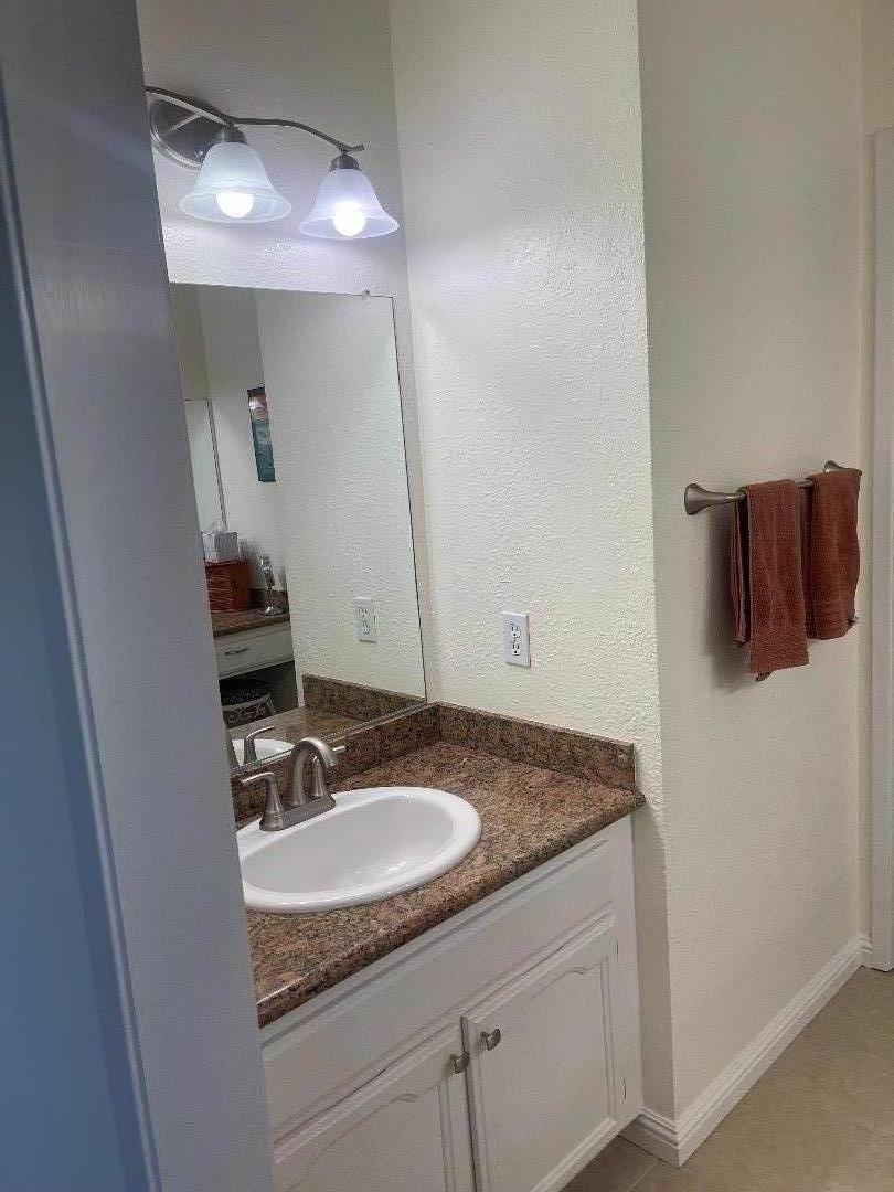 Detail Gallery Image 16 of 22 For 1430 Welburn Ave, Gilroy,  CA 95020 - 5 Beds | 3 Baths