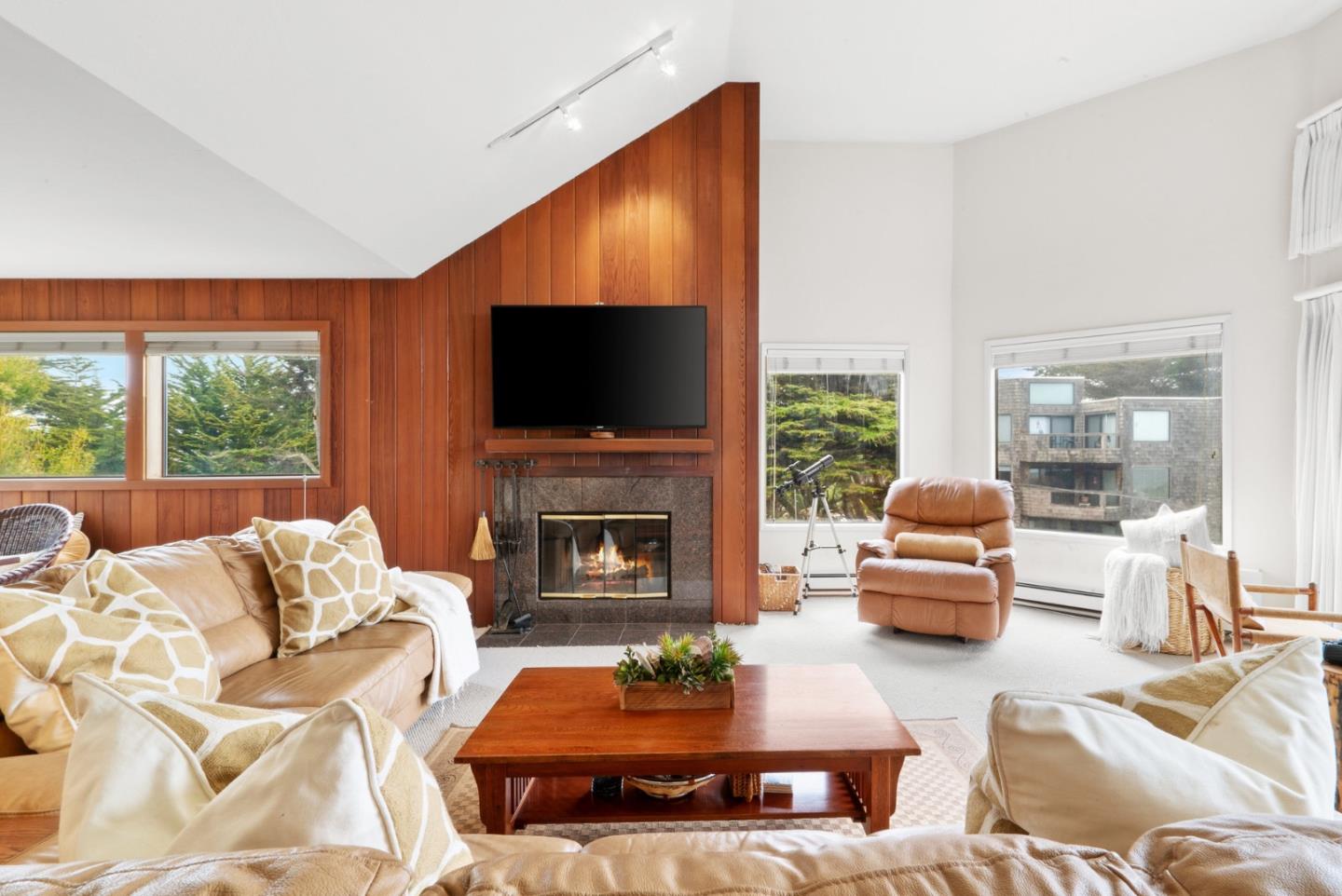 Detail Gallery Image 5 of 54 For 101 Shell Dr #127,  Watsonville,  CA 95076 - 2 Beds | 2 Baths