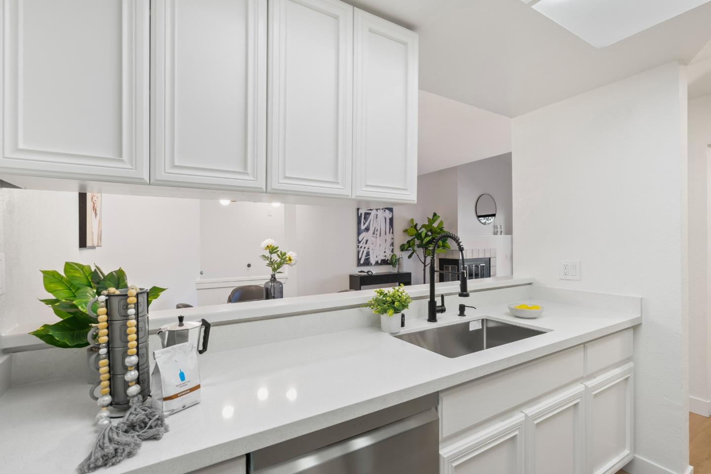 Detail Gallery Image 10 of 68 For 39993 Fremont Blvd #310,  Fremont,  CA 94538 - 2 Beds | 2 Baths