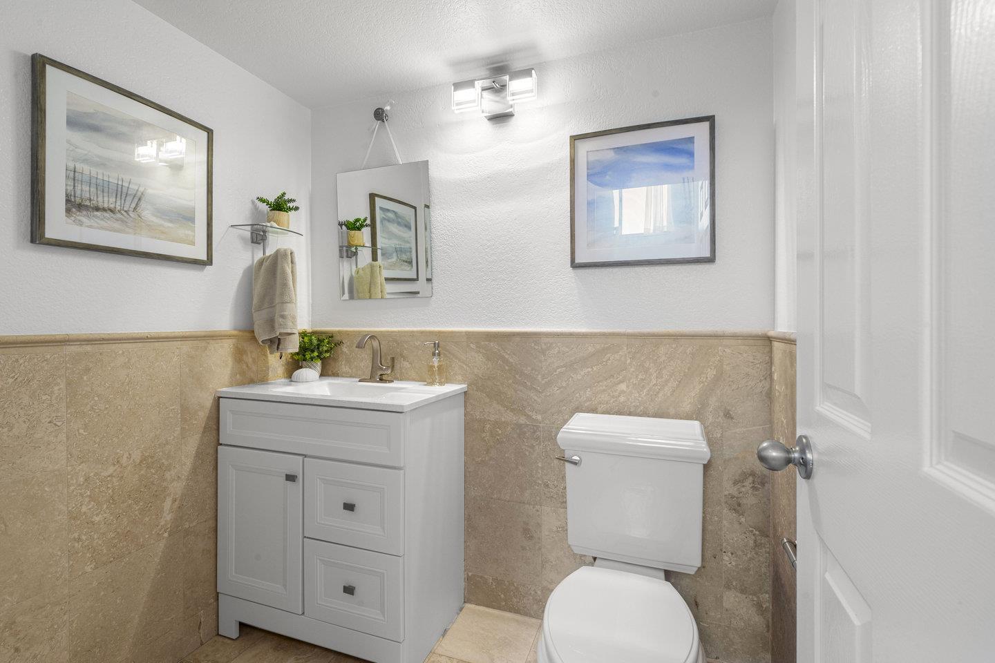 Detail Gallery Image 17 of 32 For 873 Boardwalk Pl, Redwood Shores,  CA 94065 - 2 Beds | 2/1 Baths