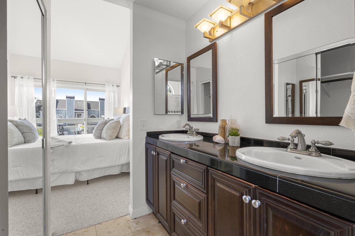Detail Gallery Image 21 of 32 For 873 Boardwalk Pl, Redwood Shores,  CA 94065 - 2 Beds | 2/1 Baths