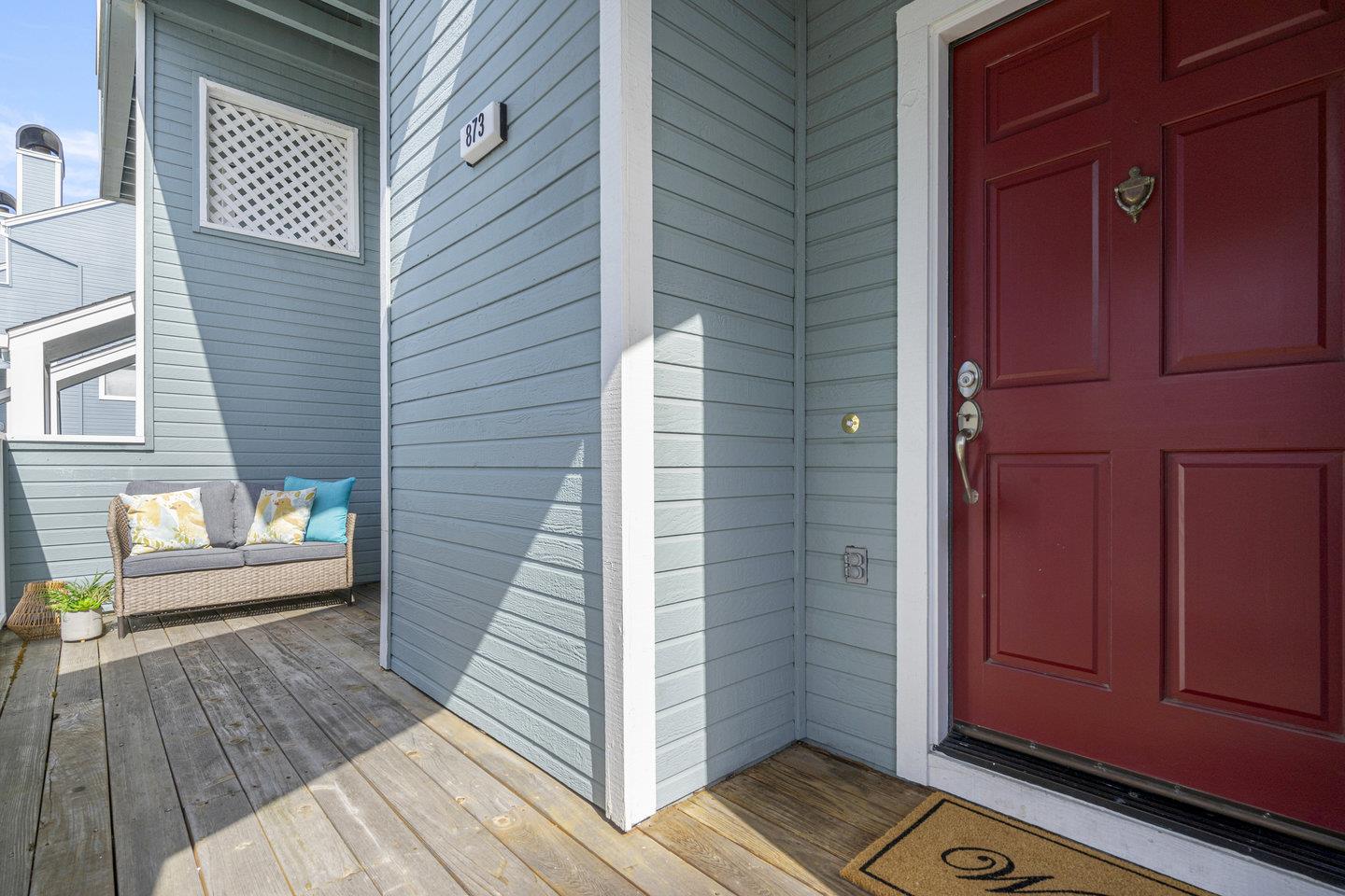 Detail Gallery Image 4 of 32 For 873 Boardwalk Pl, Redwood Shores,  CA 94065 - 2 Beds | 2/1 Baths