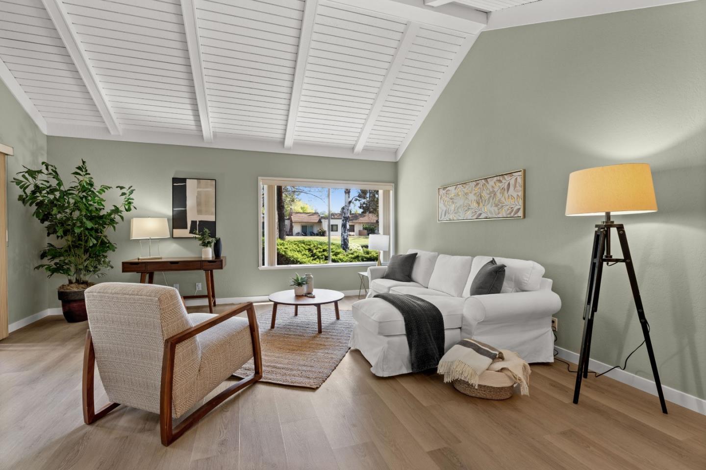 Detail Gallery Image 18 of 40 For 6139 Montgomery Pl, San Jose,  CA 95135 - 2 Beds | 2 Baths
