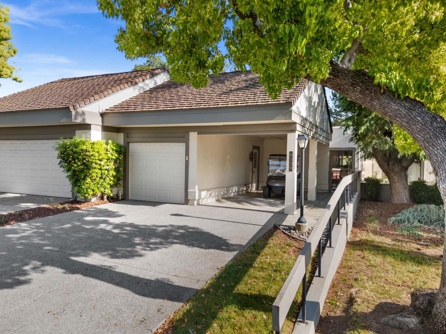 Detail Gallery Image 2 of 40 For 6139 Montgomery Pl, San Jose,  CA 95135 - 2 Beds | 2 Baths