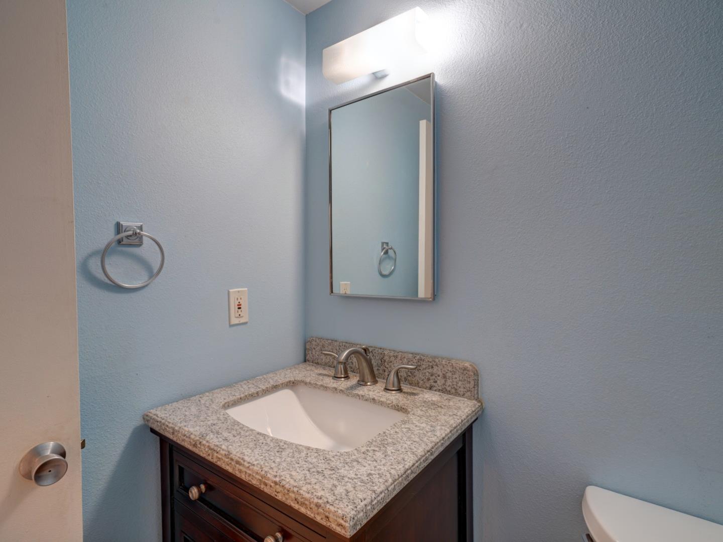 Detail Gallery Image 7 of 20 For 1750 Prefumo Canyon Rd #66,  San Luis Obispo,  CA 93405 - 2 Beds | 1/1 Baths