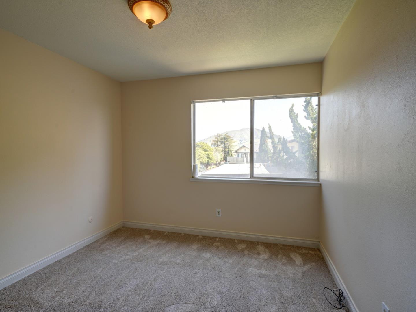 Detail Gallery Image 8 of 20 For 1750 Prefumo Canyon Rd #66,  San Luis Obispo,  CA 93405 - 2 Beds | 1/1 Baths