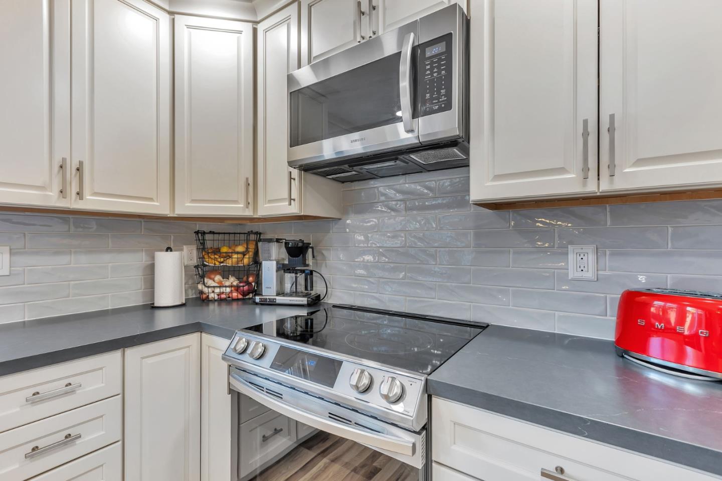 Detail Gallery Image 8 of 32 For 5490 Don Diego Ct, San Jose,  CA 95123 - 2 Beds | 1/1 Baths