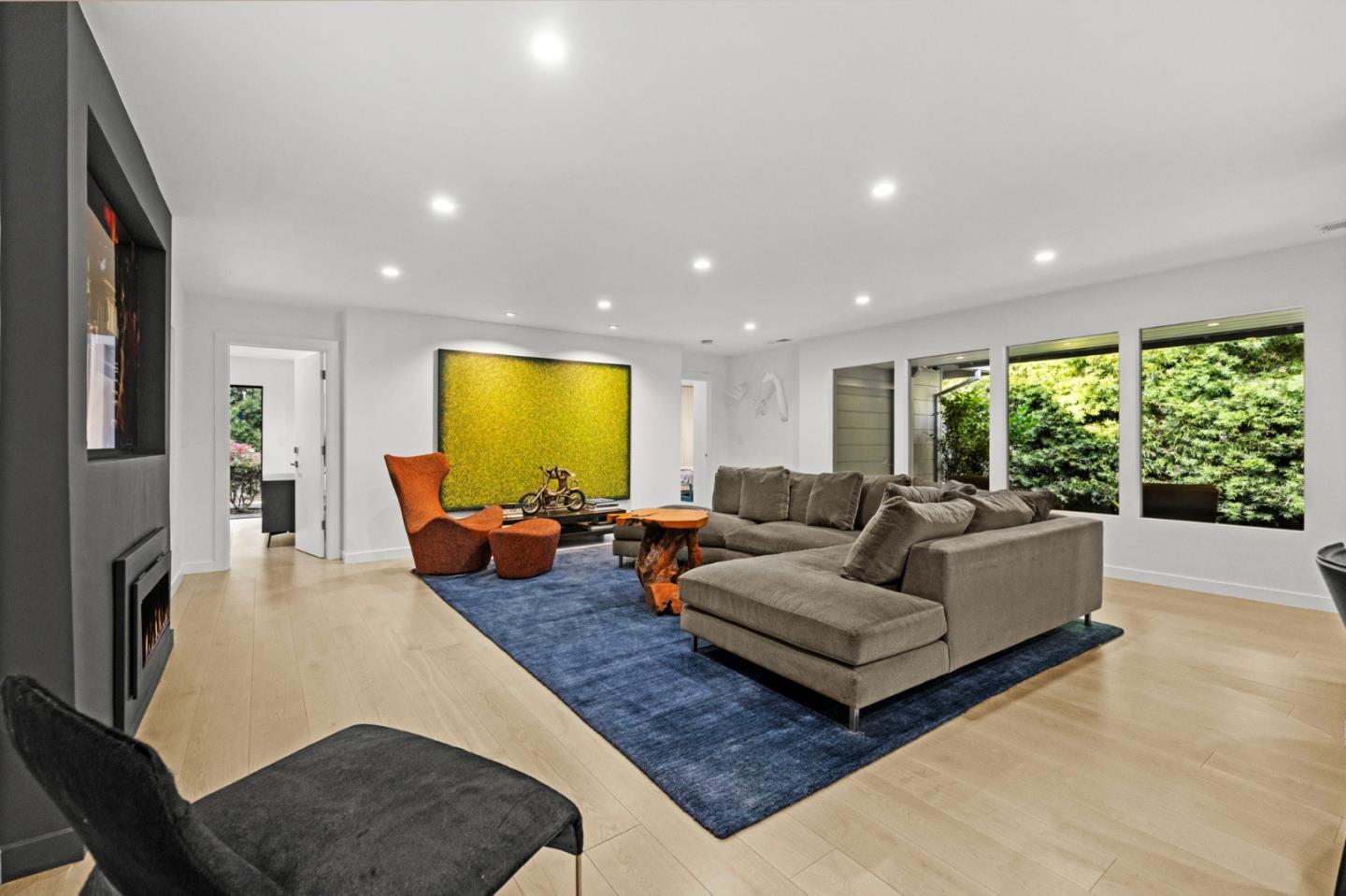 Detail Gallery Image 16 of 86 For 244 Roblar Ave, Hillsborough,  CA 94010 - 3 Beds | 3/1 Baths