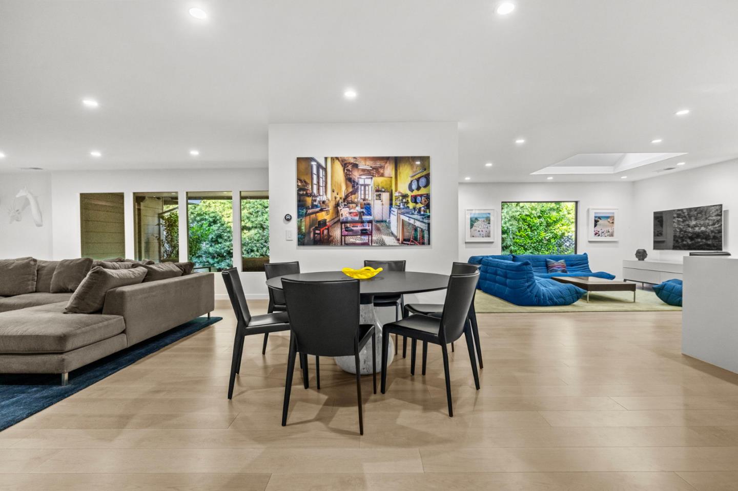 Detail Gallery Image 21 of 86 For 244 Roblar Ave, Hillsborough,  CA 94010 - 3 Beds | 3/1 Baths