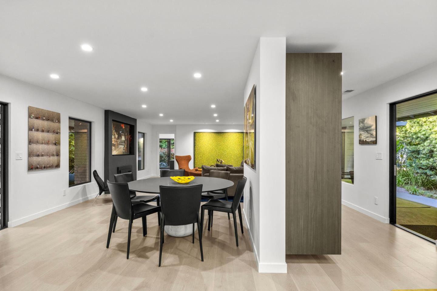 Detail Gallery Image 22 of 86 For 244 Roblar Ave, Hillsborough,  CA 94010 - 3 Beds | 3/1 Baths