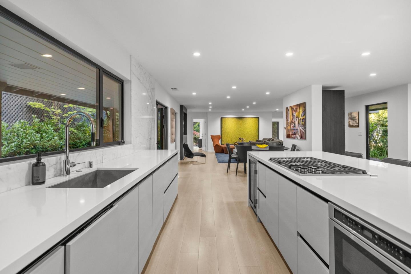Detail Gallery Image 37 of 86 For 244 Roblar Ave, Hillsborough,  CA 94010 - 3 Beds | 3/1 Baths