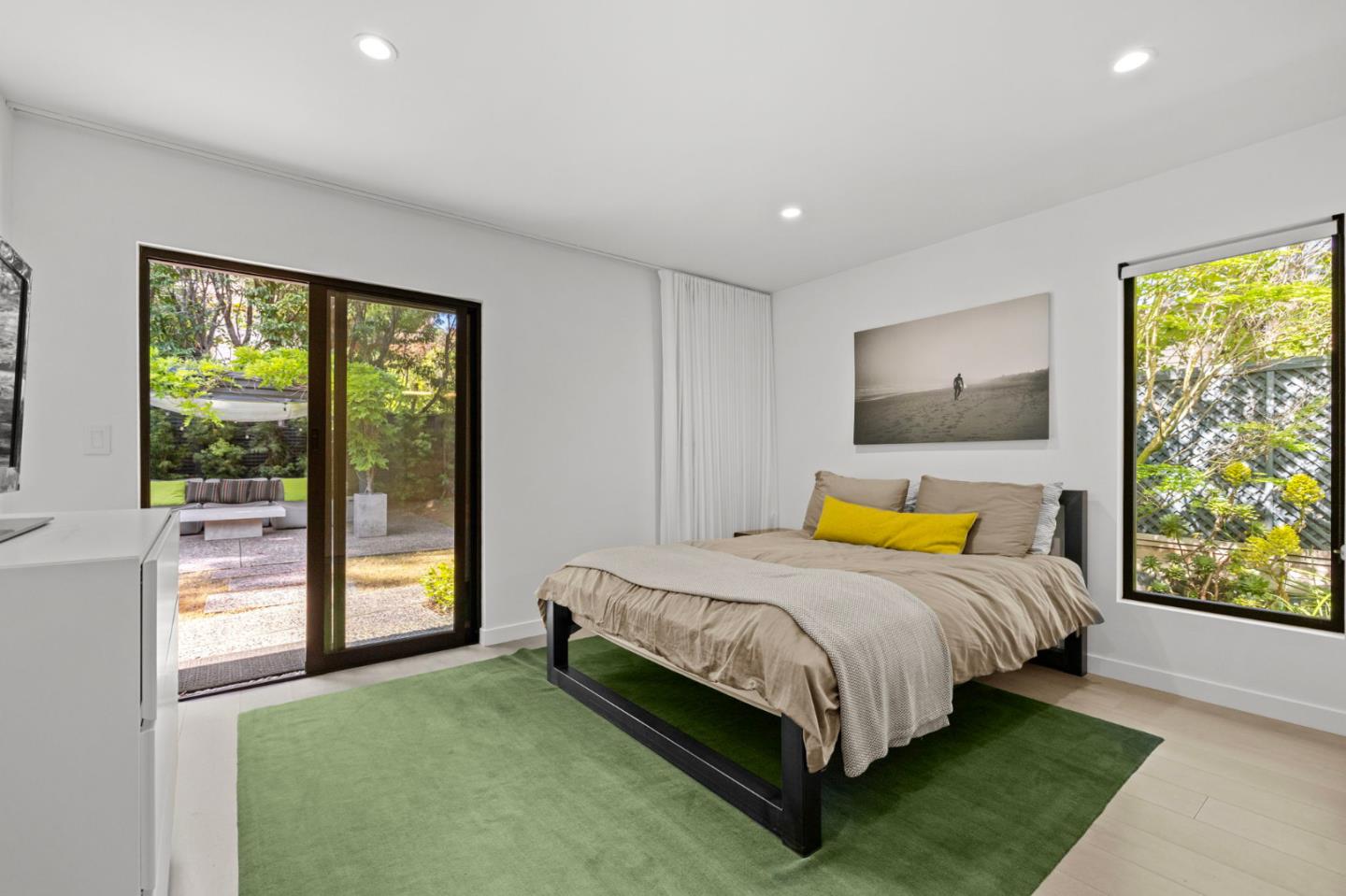 Detail Gallery Image 51 of 86 For 244 Roblar Ave, Hillsborough,  CA 94010 - 3 Beds | 3/1 Baths