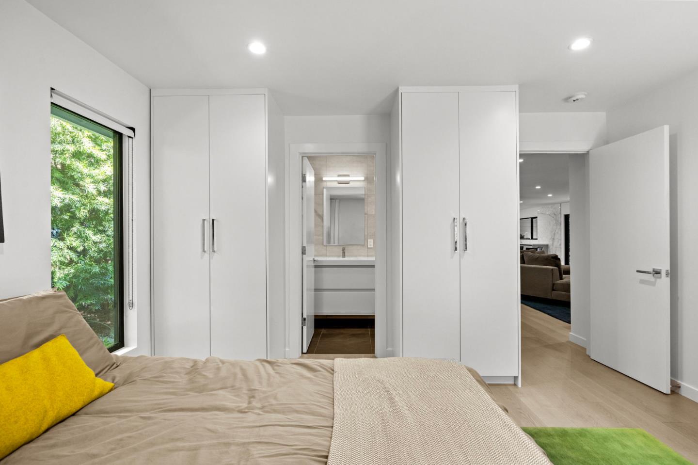 Detail Gallery Image 53 of 86 For 244 Roblar Ave, Hillsborough,  CA 94010 - 3 Beds | 3/1 Baths