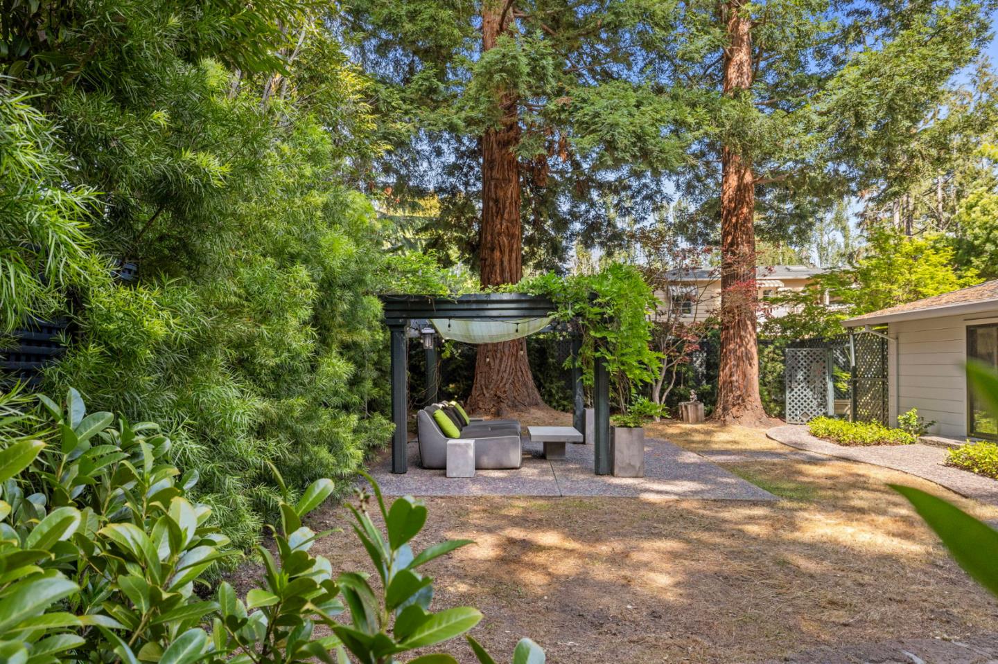 Detail Gallery Image 70 of 86 For 244 Roblar Ave, Hillsborough,  CA 94010 - 3 Beds | 3/1 Baths