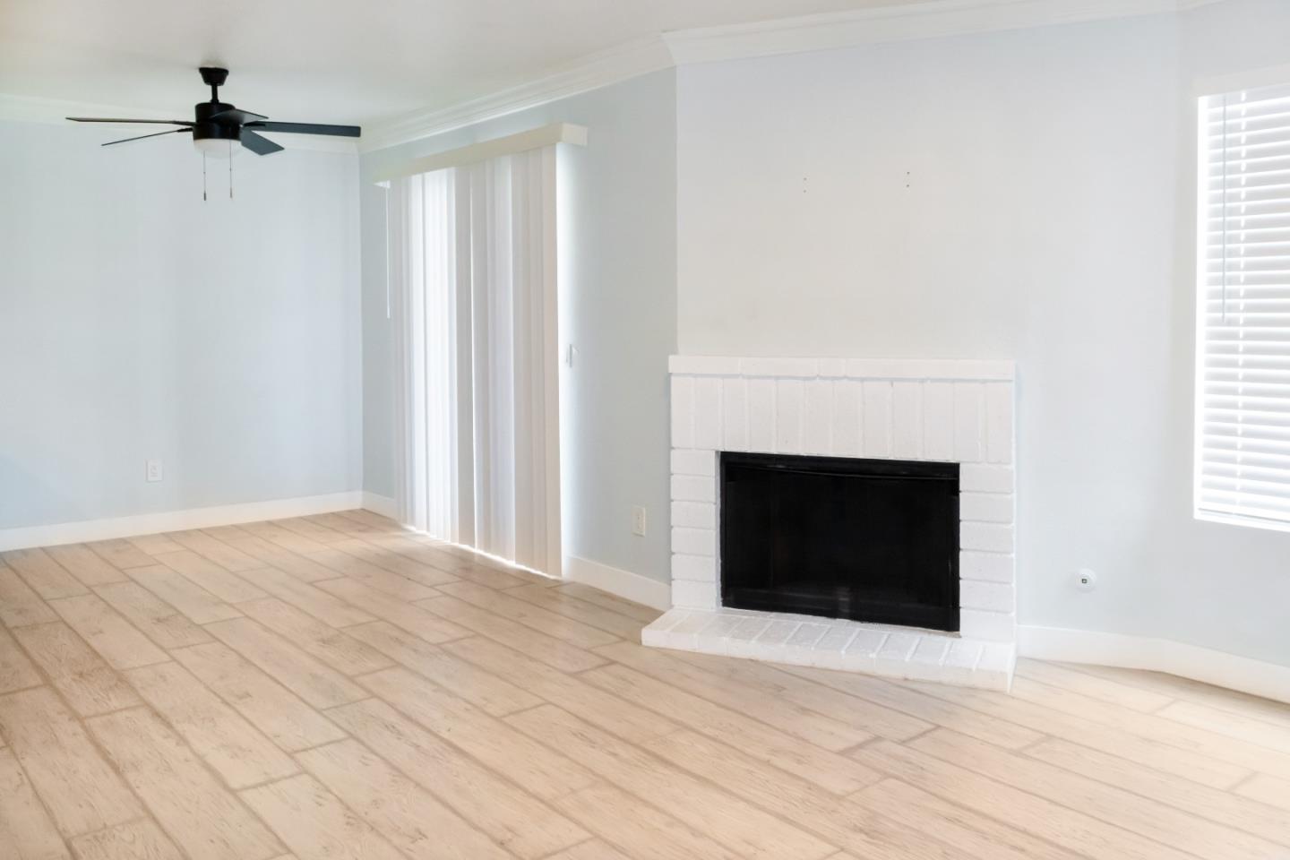Detail Gallery Image 3 of 23 For 1025 N Tippecanoe Ave #112,  San Bernardino,  CA 92410 - 2 Beds | 2 Baths