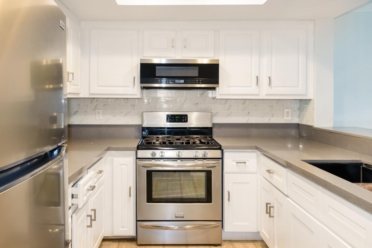 Detail Gallery Image 8 of 23 For 1025 N Tippecanoe Ave #112,  San Bernardino,  CA 92410 - 2 Beds | 2 Baths