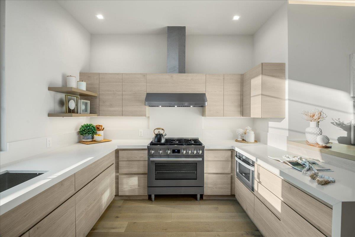 Detail Gallery Image 11 of 50 For 1627 Shirley Ave, Los Altos,  CA 94024 - 5 Beds | 4/1 Baths