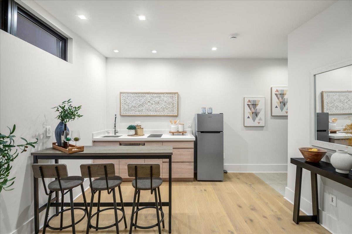 Detail Gallery Image 35 of 50 For 1627 Shirley Ave, Los Altos,  CA 94024 - 5 Beds | 4/1 Baths