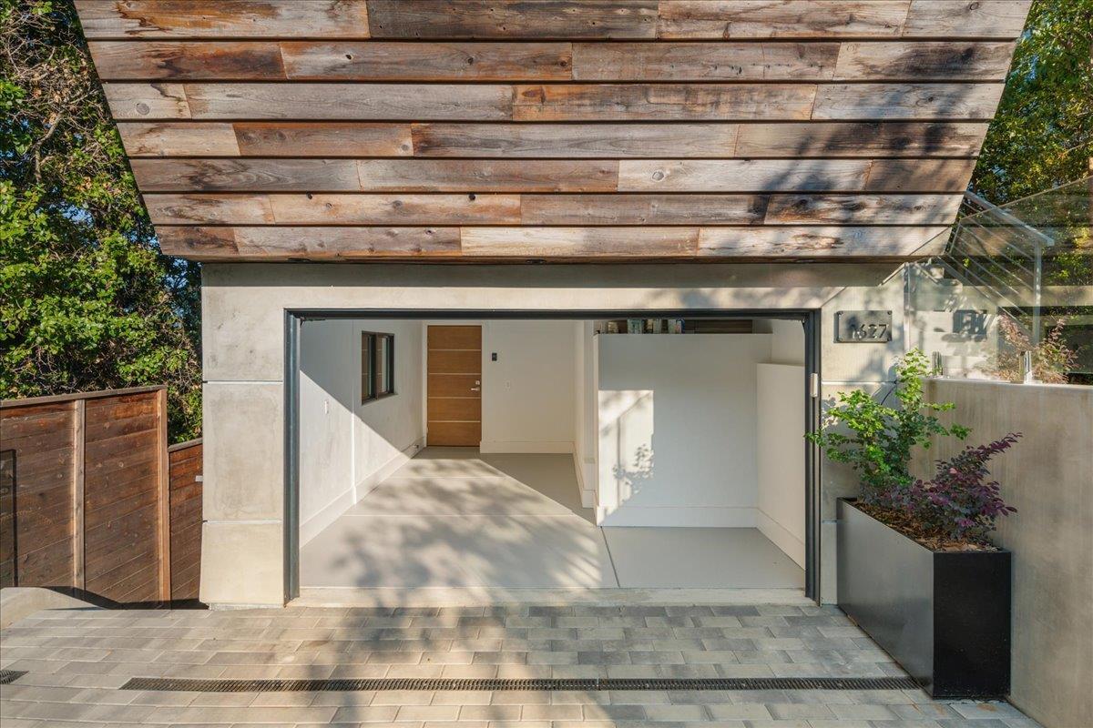 Detail Gallery Image 38 of 50 For 1627 Shirley Ave, Los Altos,  CA 94024 - 5 Beds | 4/1 Baths