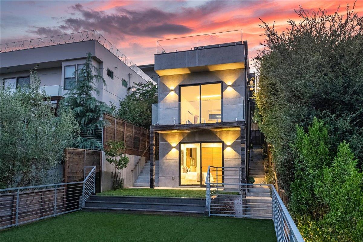 Detail Gallery Image 46 of 50 For 1627 Shirley Ave, Los Altos,  CA 94024 - 5 Beds | 4/1 Baths