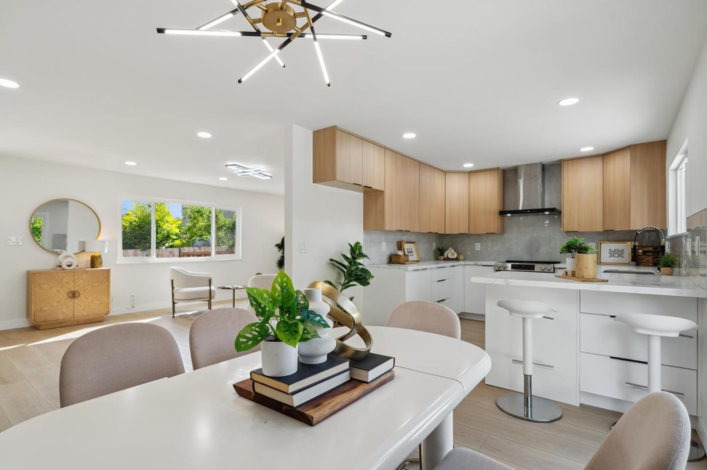Detail Gallery Image 10 of 45 For 3431 Sagewood Ln, San Jose,  CA 95132 - 4 Beds | 2/1 Baths