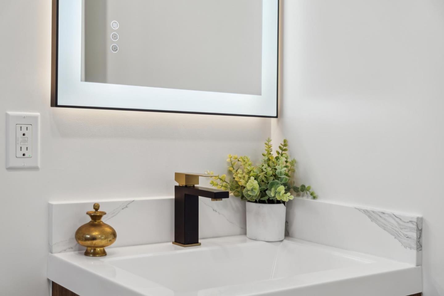 Detail Gallery Image 29 of 45 For 3431 Sagewood Ln, San Jose,  CA 95132 - 4 Beds | 2/1 Baths