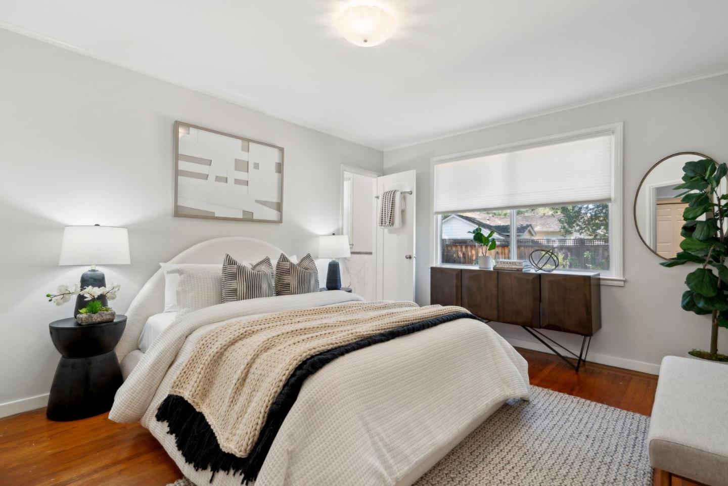 Detail Gallery Image 24 of 34 For 1230 Crane St, Menlo Park,  CA 94025 - 3 Beds | 2 Baths
