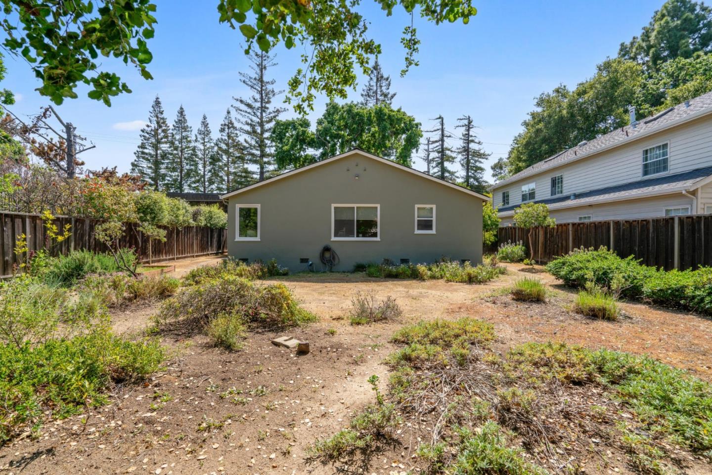 Detail Gallery Image 32 of 34 For 1230 Crane St, Menlo Park,  CA 94025 - 3 Beds | 2 Baths