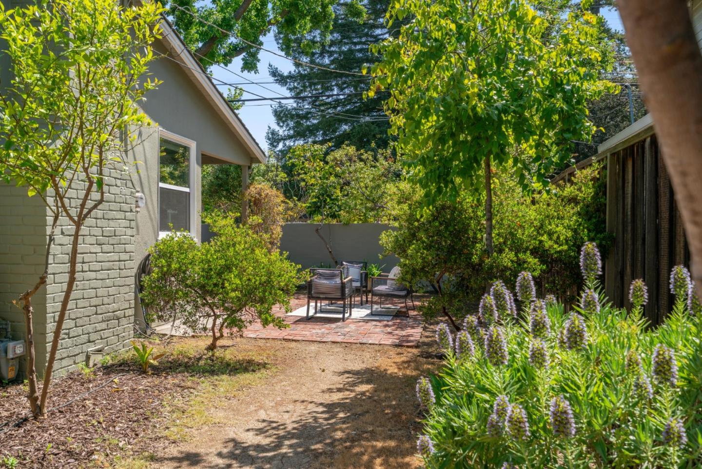 Detail Gallery Image 34 of 34 For 1230 Crane St, Menlo Park,  CA 94025 - 3 Beds | 2 Baths
