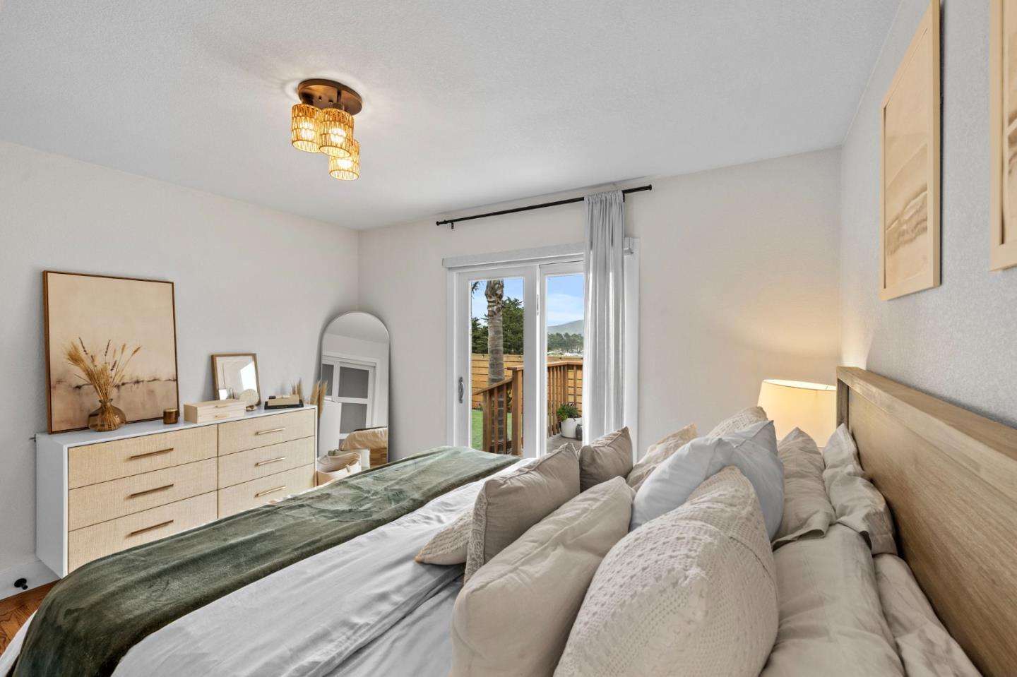 Detail Gallery Image 27 of 53 For 645 Skyline Dr, Daly City,  CA 94015 - 3 Beds | 2 Baths