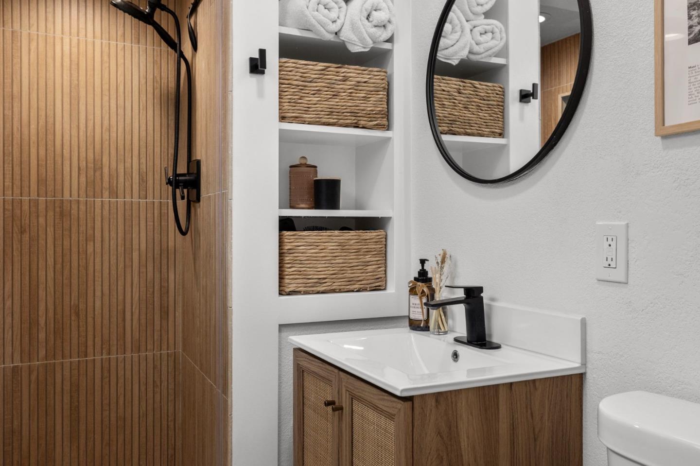 Detail Gallery Image 30 of 53 For 645 Skyline Dr, Daly City,  CA 94015 - 3 Beds | 2 Baths