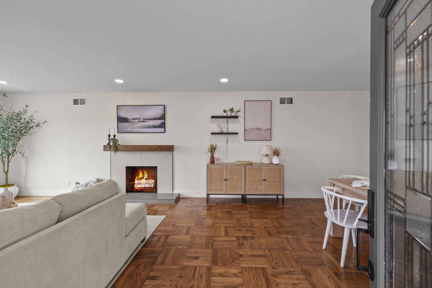 Detail Gallery Image 6 of 53 For 645 Skyline Dr, Daly City,  CA 94015 - 3 Beds | 2 Baths