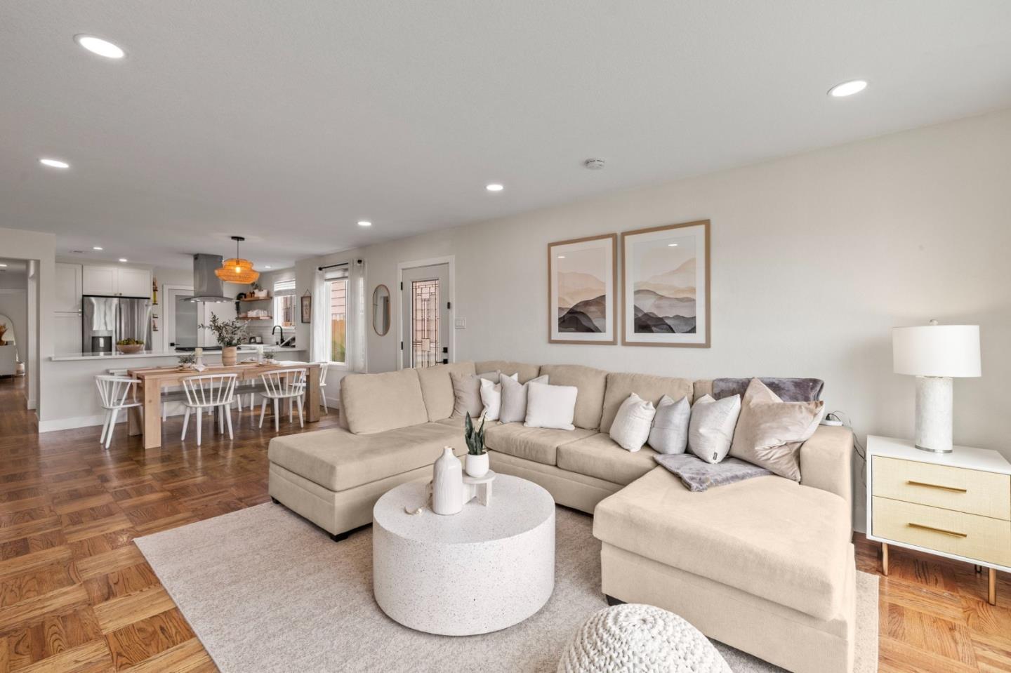 Detail Gallery Image 8 of 53 For 645 Skyline Dr, Daly City,  CA 94015 - 3 Beds | 2 Baths