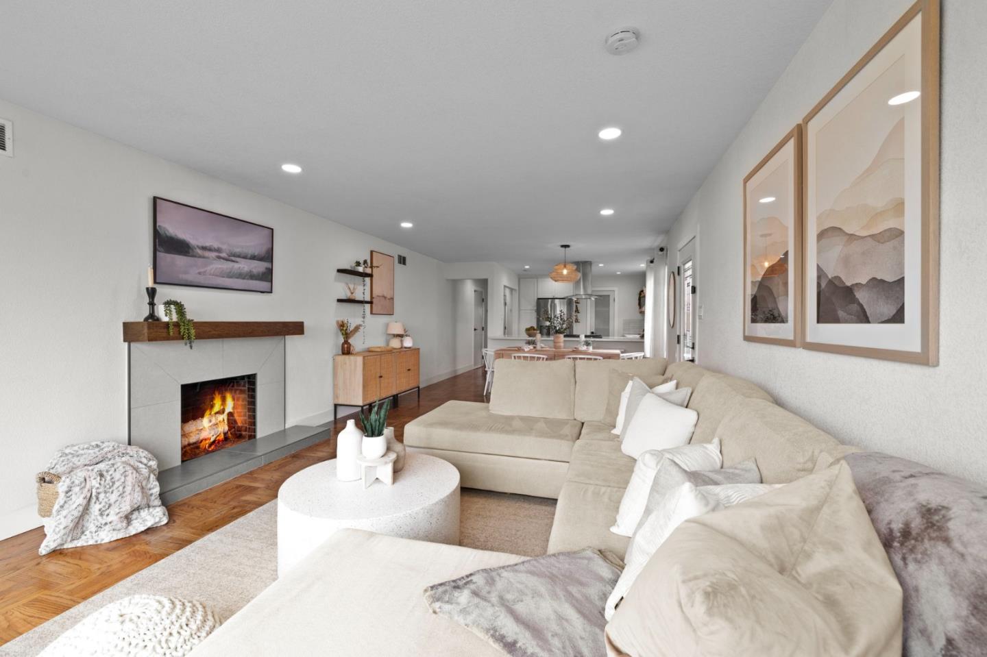 Detail Gallery Image 9 of 53 For 645 Skyline Dr, Daly City,  CA 94015 - 3 Beds | 2 Baths