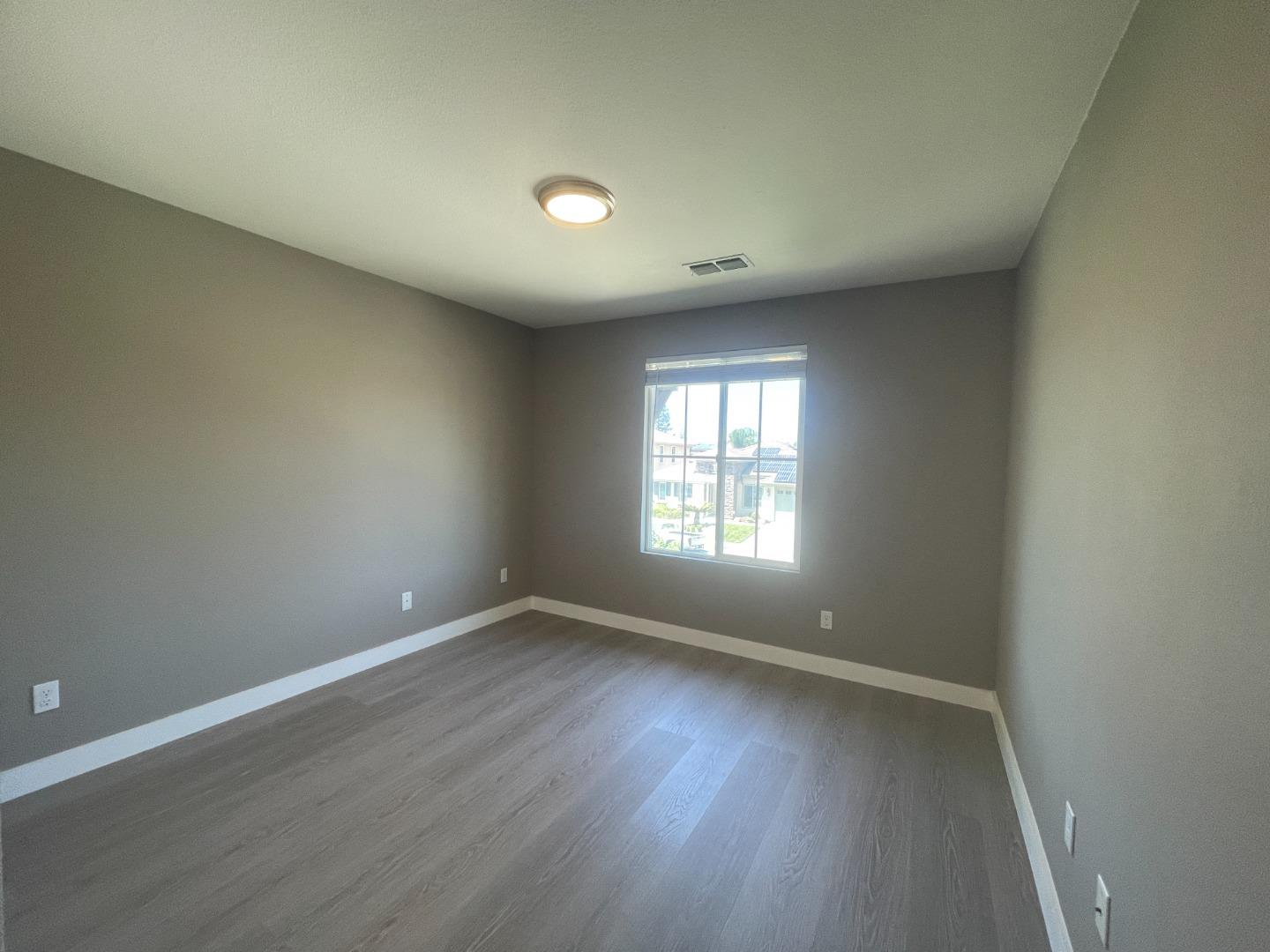 Detail Gallery Image 51 of 59 For 700 Red Barn Pl, Lathrop,  CA 95330 - 5 Beds | 3 Baths