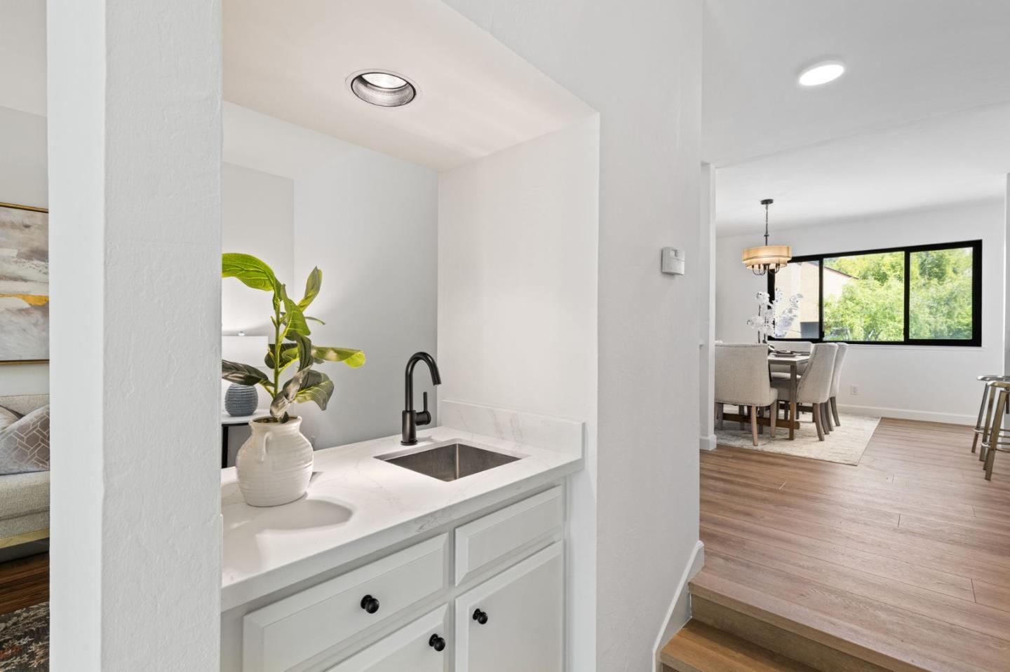 Detail Gallery Image 23 of 41 For 112 Galewood Cir, San Francisco,  CA 94131 - 3 Beds | 2/1 Baths