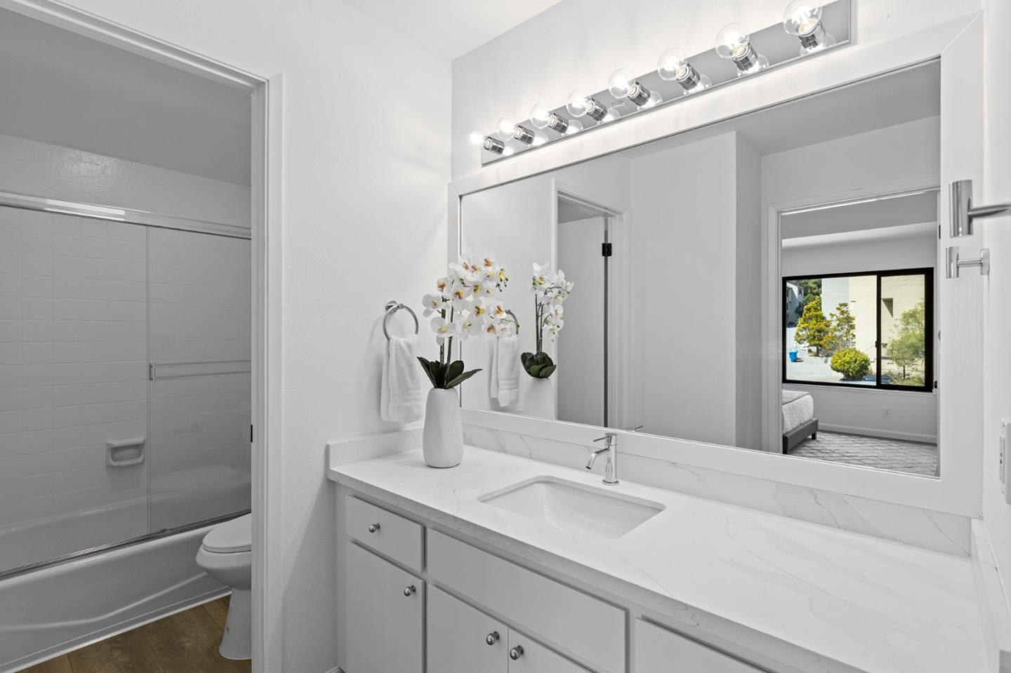 Detail Gallery Image 26 of 41 For 112 Galewood Cir, San Francisco,  CA 94131 - 3 Beds | 2/1 Baths