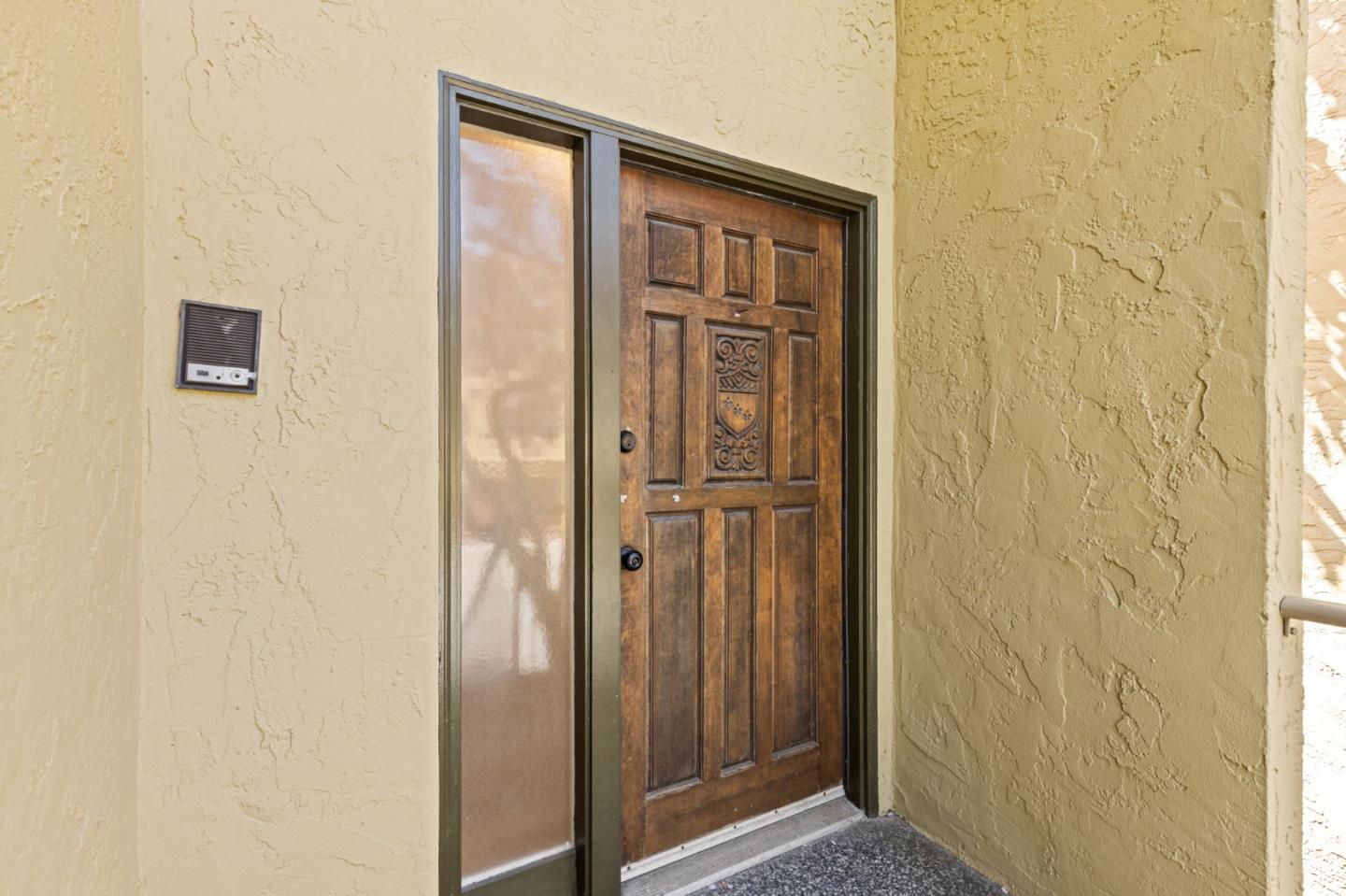 Detail Gallery Image 4 of 41 For 112 Galewood Cir, San Francisco,  CA 94131 - 3 Beds | 2/1 Baths