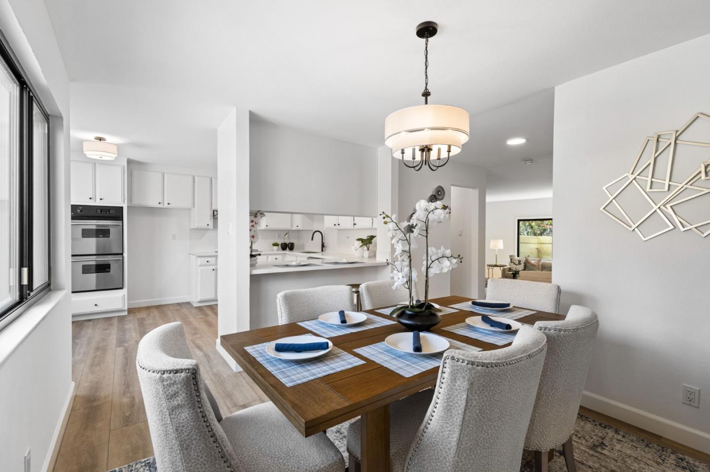 Detail Gallery Image 9 of 41 For 112 Galewood Cir, San Francisco,  CA 94131 - 3 Beds | 2/1 Baths