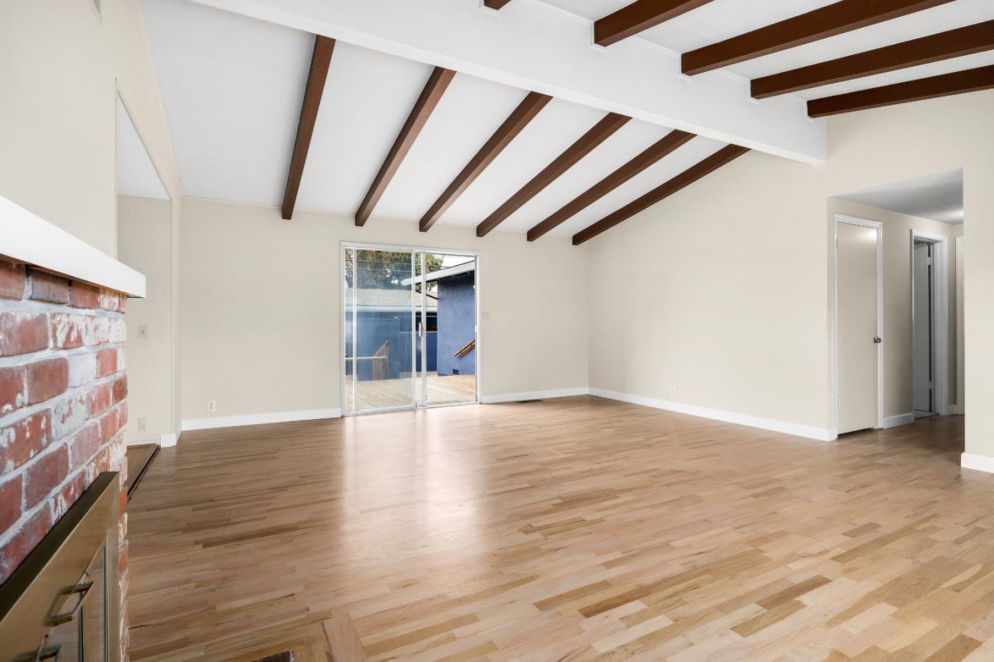 Detail Gallery Image 10 of 42 For 232 Peninsula Dr, Marina,  CA 93933 - 3 Beds | 2/1 Baths