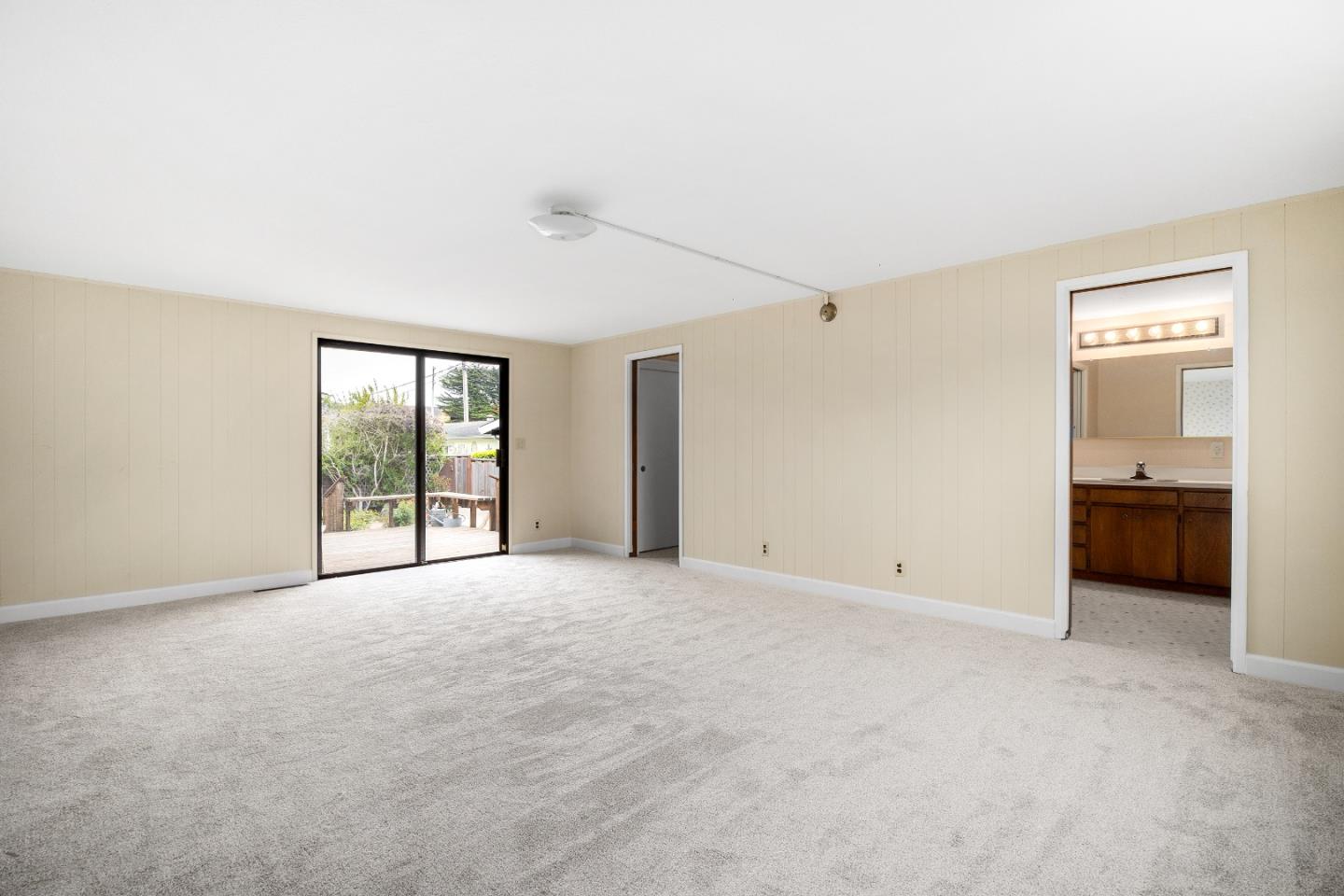 Detail Gallery Image 19 of 42 For 232 Peninsula Dr, Marina,  CA 93933 - 3 Beds | 2/1 Baths